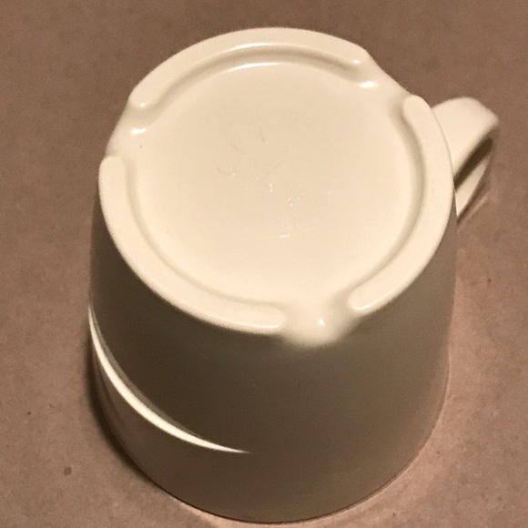 GPL Melmac Stackable Mug - Picture 5 of 5